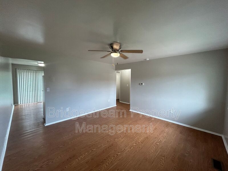 Cozy 2 Bed, 1 Bath Ranch Apartment in Huber Heights property image