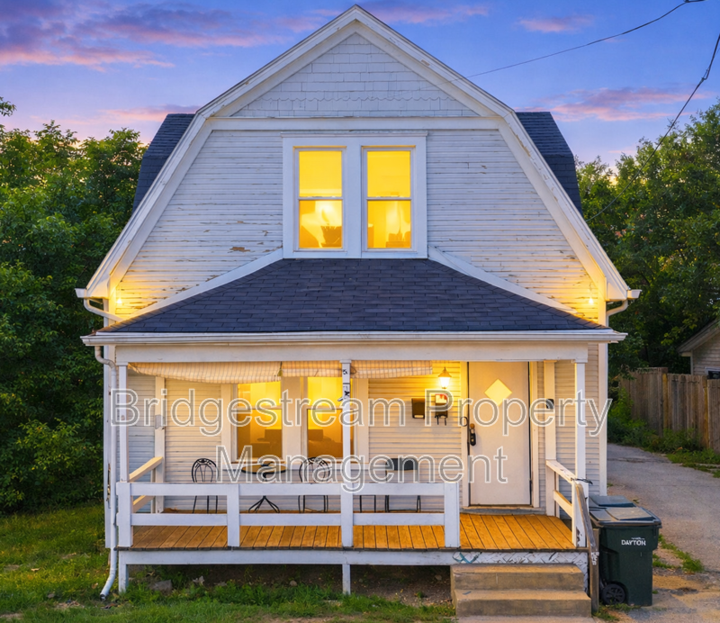 Cozy & Functionable 1BR Apartment – First Month's Rent-Free Move in Special property image
