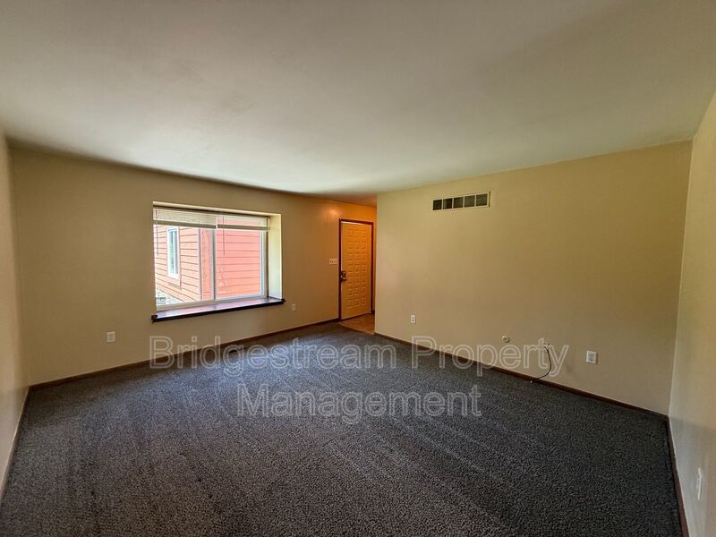 Cozy 2 Bed, 1.5 Duplex in Trotwood Now Available property image