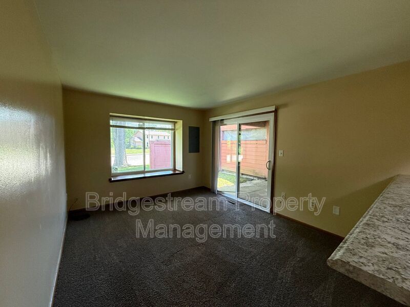 Cozy 2 Bed, 1.5 Duplex in Trotwood Now Available property image