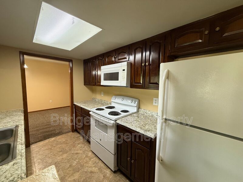 Cozy 2 Bed, 1.5 Duplex in Trotwood Now Available property image