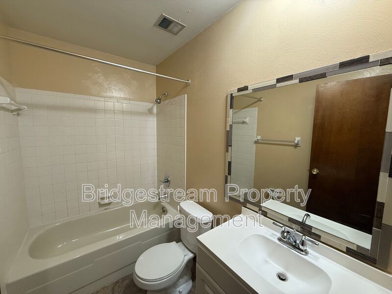 Cozy 2 Bed, 1.5 Duplex in Trotwood Now Available property image