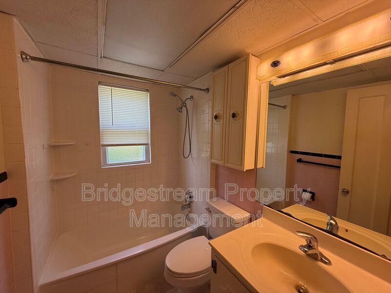 Cozy 2 Bed, 1 Bath Apartment in Xenia Now Available property image