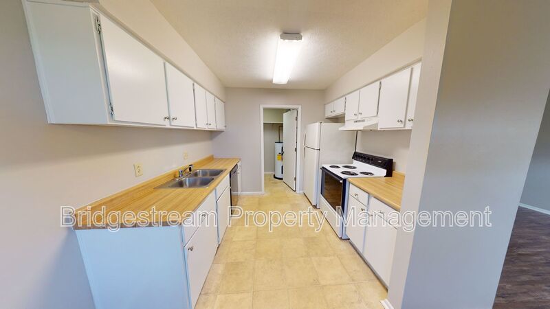 Cozy 2 Bed, 1 Bath Unit in Washington Township property image