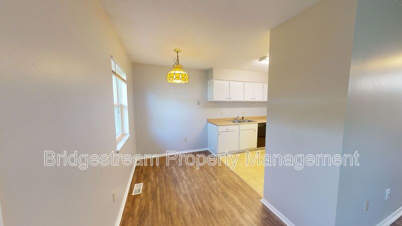 Cozy 2 Bed, 1 Bath Unit in Washington Township property image