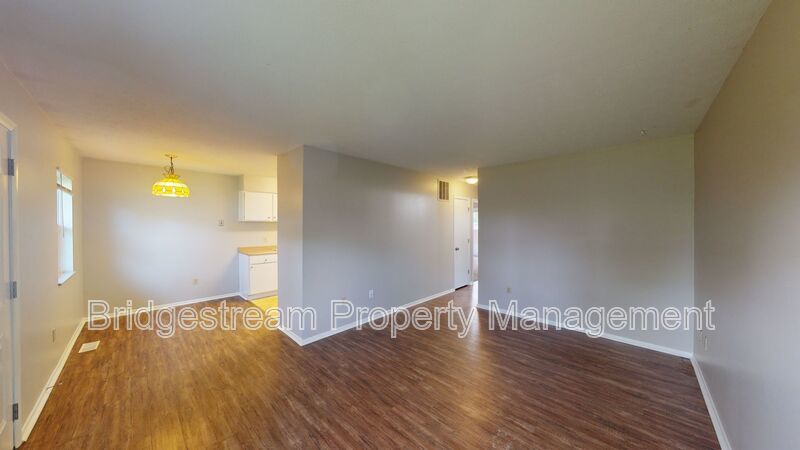 Cozy 2 Bed, 1 Bath Unit in Washington Township property image