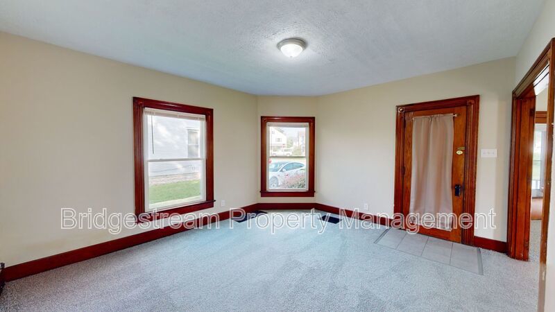 3 Bedroom, 1.5 bath home with 2 car detached garage and basement in Brookville property image