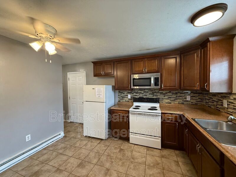 Cozy 3 Bed, 1 bath Home in Kettering property image