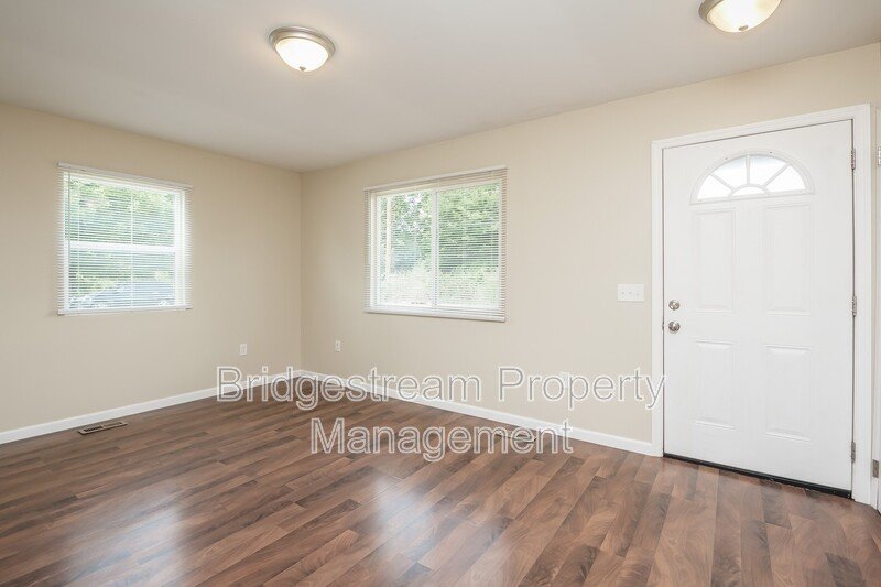 Beautiful 4 Bed, 2 Bath Home in Franklin property image