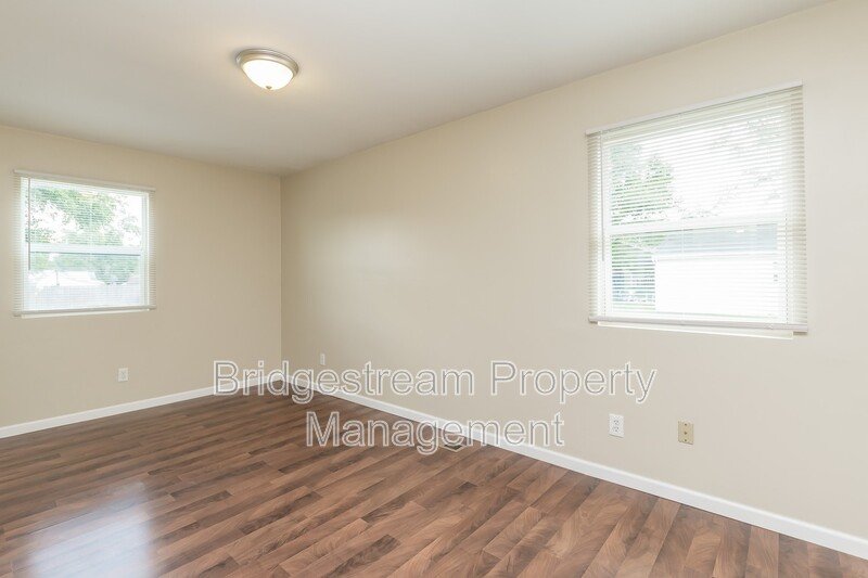Beautiful 4 Bed, 2 Bath Home in Franklin property image
