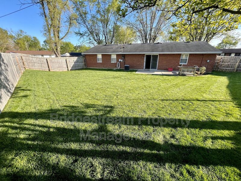 STUNNING, updated 3 bed, 1.5 bath ranch style home in Huber Heights near Rushmore Elementary property image