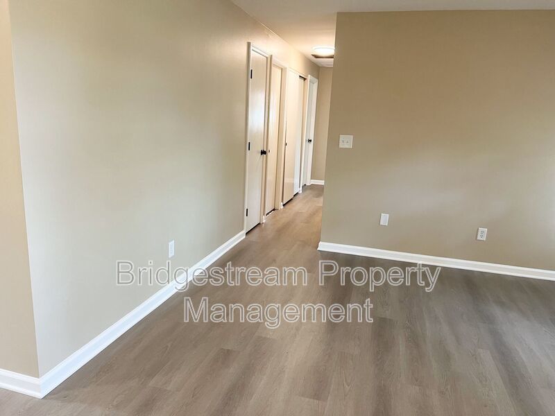 STUNNING, updated 3 bed, 1.5 bath ranch style home in Huber Heights near Rushmore Elementary property image