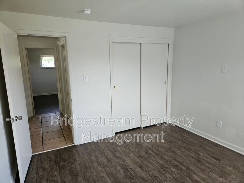 Cozy 2 Bed, 1 Bath Apartment Now Available property image