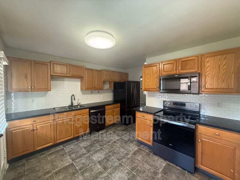 Beautiful 3 Bed, 2 Bath Home in Beavercreek Now Available property image
