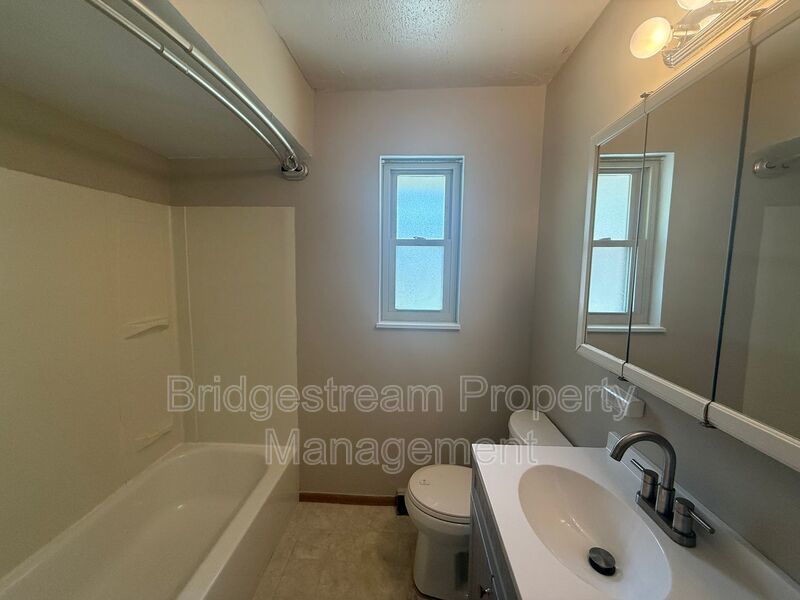 Beautiful 3 Bed, 2 Bath Home in Beavercreek Now Available property image