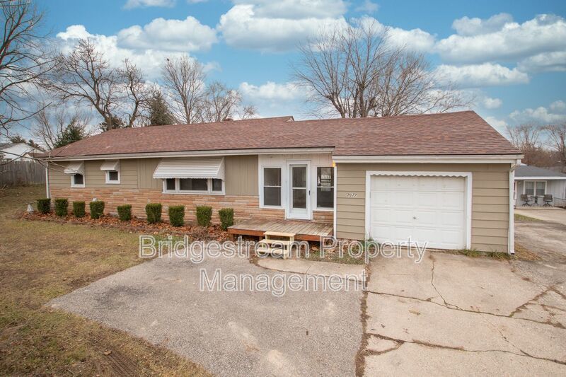 Spacious 2 Bed, 1 Bath Home in Franklin property image