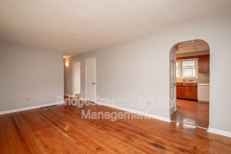 Spacious 2 Bed, 1 Bath Home in Franklin property image