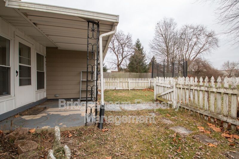 Spacious 2 Bed, 1 Bath Home in Franklin property image