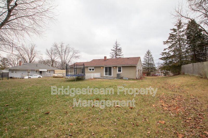 Spacious 2 Bed, 1 Bath Home in Franklin property image