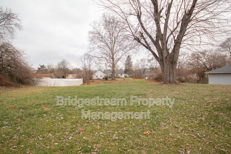 Spacious 2 Bed, 1 Bath Home in Franklin property image