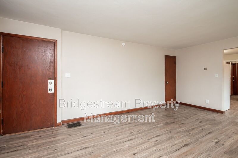 Cozy 1 Bedroom Apartment in Oakwood property image