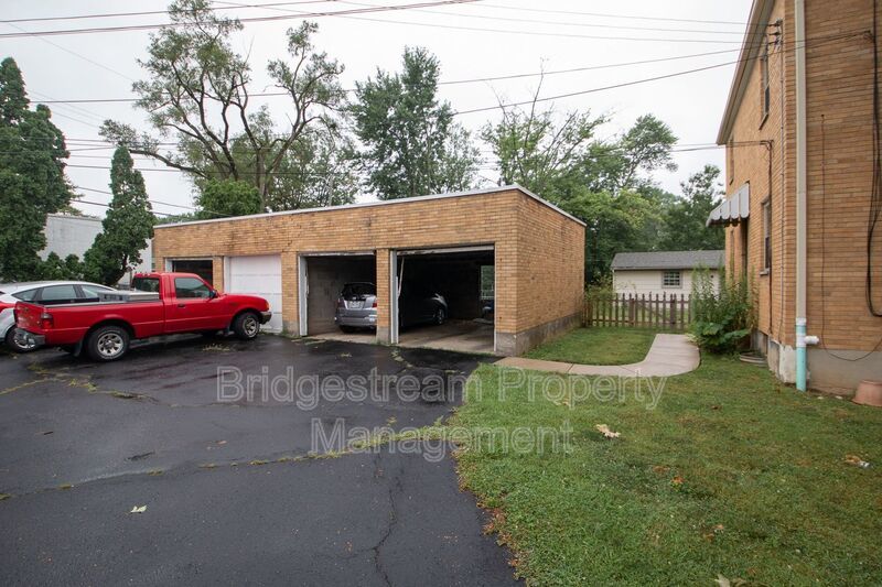 Cozy 1 Bedroom Apartment in Oakwood property image