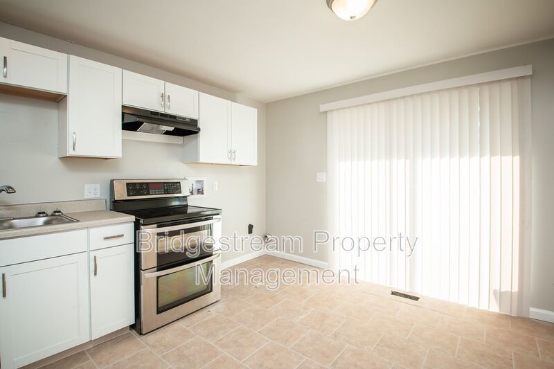 Cozy 2 Bed, 1 Bath Ranch Style in Huber Heights property image