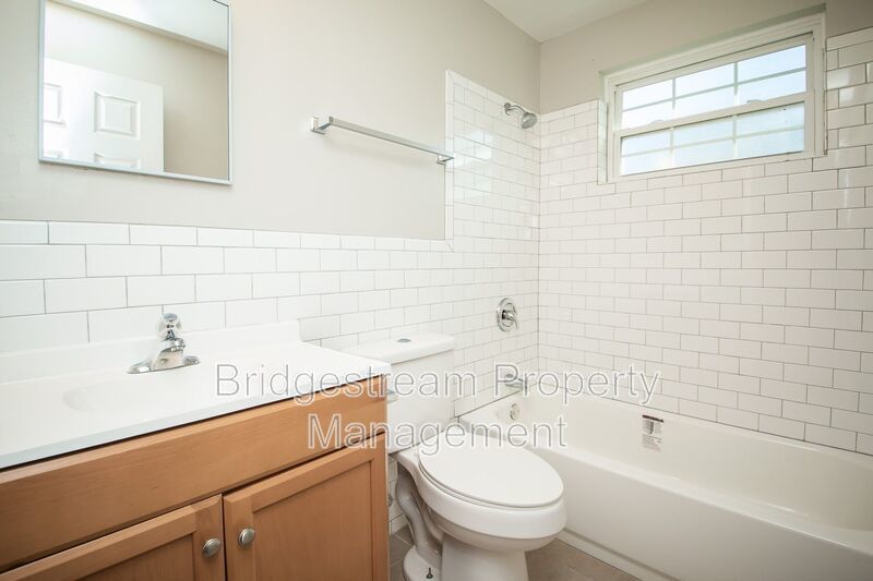 Cozy 2 Bed, 1 Bath Ranch Style in Huber Heights property image