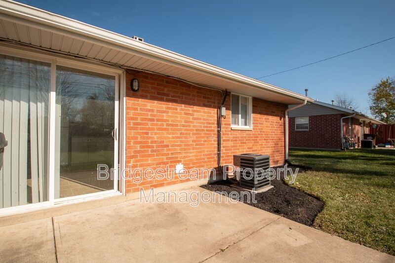 Cozy 2 Bed, 1 Bath Ranch Style in Huber Heights property image