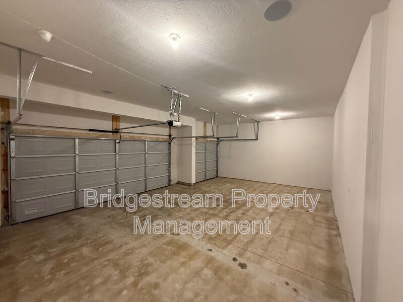 Beautiful Newly Built 4 Bed, 3 Bath Home Now Available property image