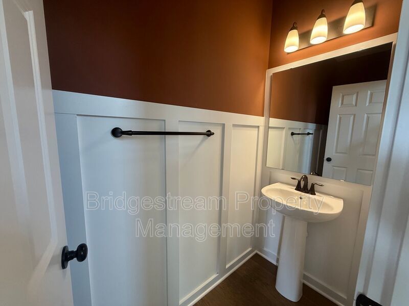 Beautiful Newly Built 4 Bed, 3 Bath Home Now Available property image