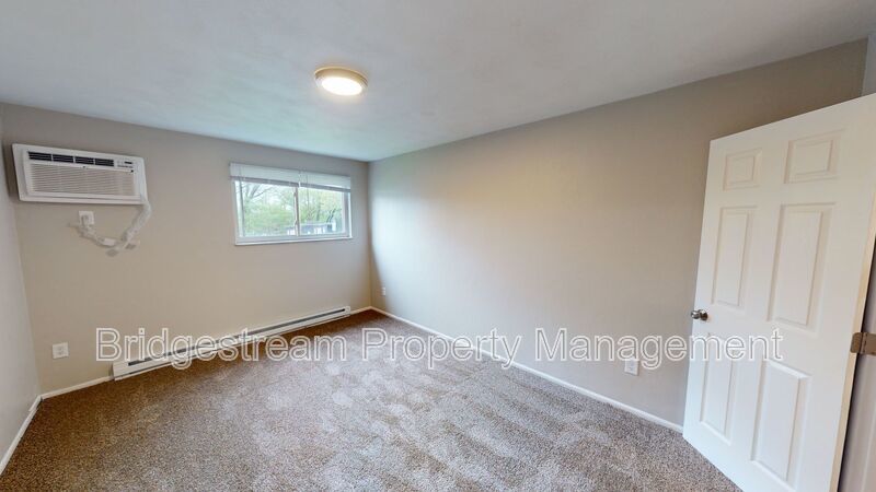 Newly Renovated 2 Bed 1 Bath Apartment In Miamisburg! property image
