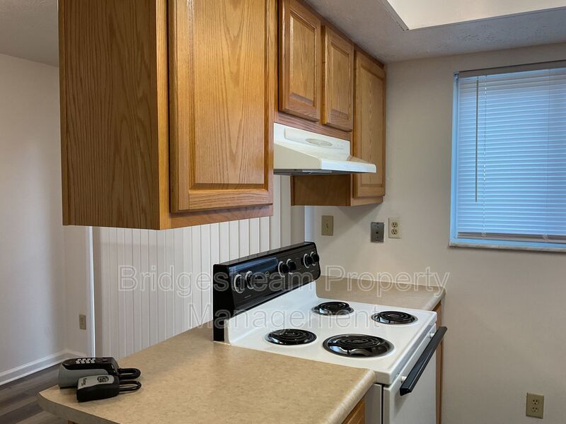 Cozy 2 Bed, 1.5 Bath Townhome in Vandalia property image
