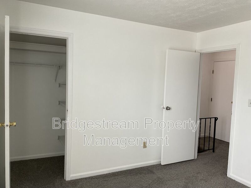 Cozy 2 Bed, 1.5 Bath Townhome in Vandalia property image