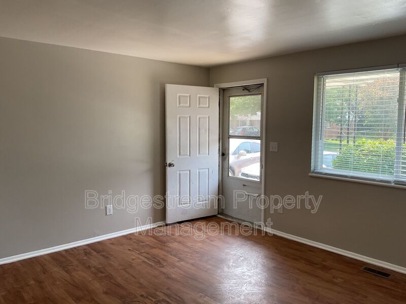 Cozy 2 Bed, 1 Bath Ranch Style Apartment in Huber Heights property image