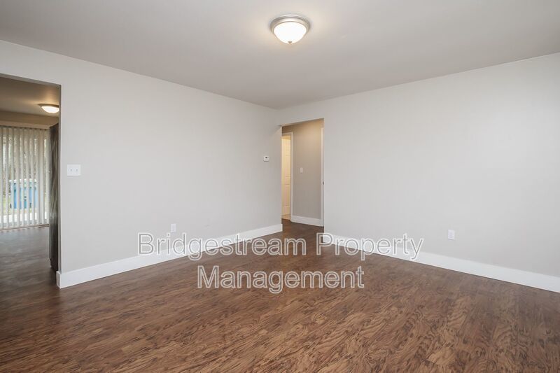 Charming Ranch-Level 2-Bedroom, 1-Bath Unit in Huber Heights property image
