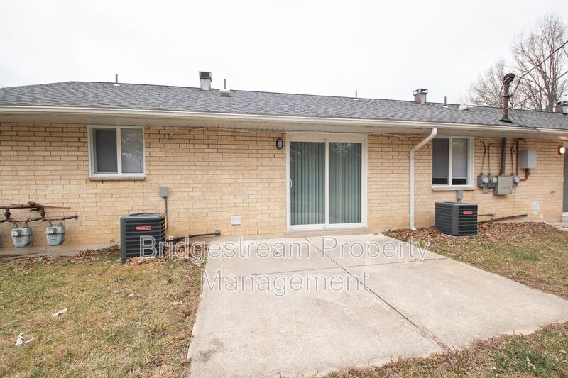 Charming Ranch-Level 2-Bedroom, 1-Bath Unit in Huber Heights property image