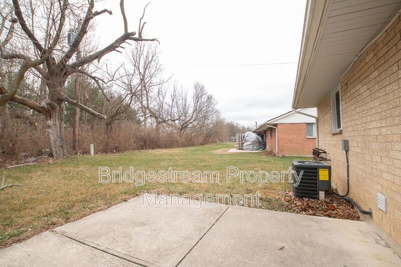 Charming Ranch-Level 2-Bedroom, 1-Bath Unit in Huber Heights property image