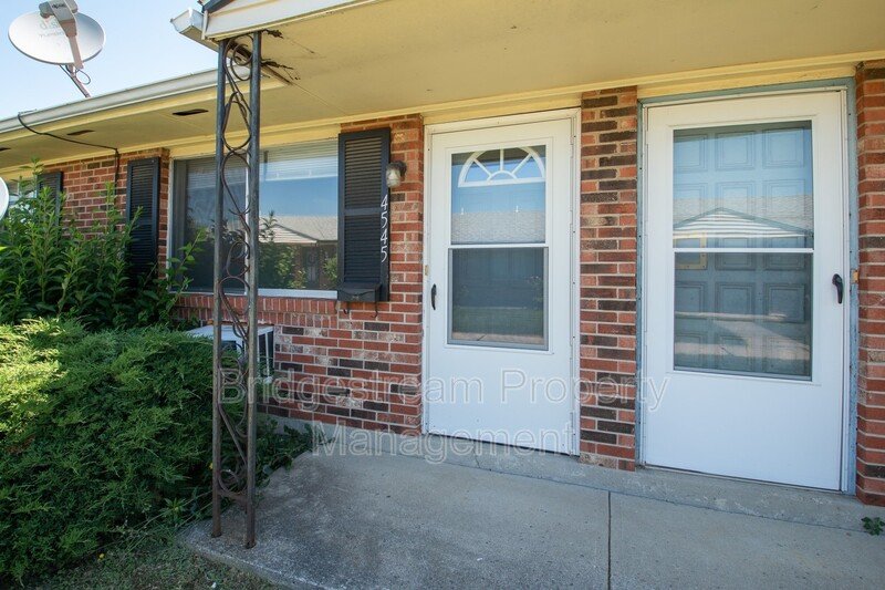 2 Bedroom Apartment property image