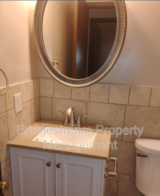 Cozy 2 Bed, 1 Bath Apartment in Germantown property image