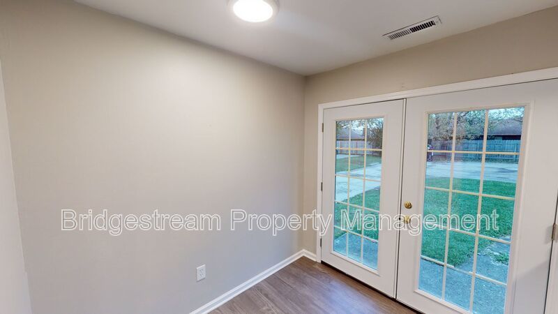 Cozy 1 Bed, 1 Bath Unit Coming Soon property image