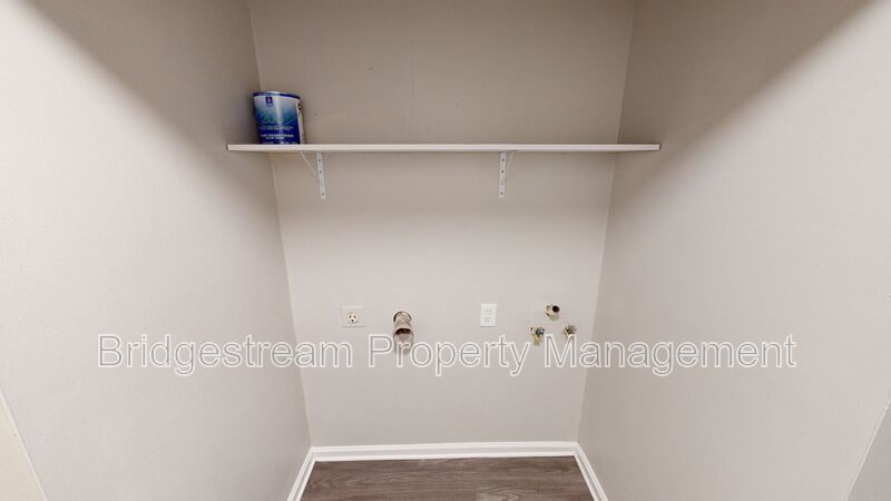 Cozy 1 Bed, 1 Bath Unit Coming Soon property image