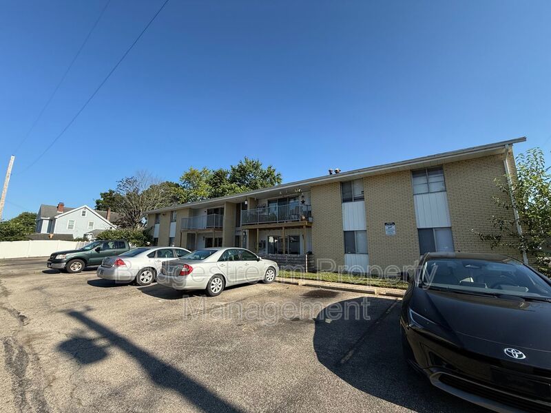 First Month's Rent-Free Move in Special - Cozy 2 Bed, 1 Bath Apartment in Fairborn Now Available property image