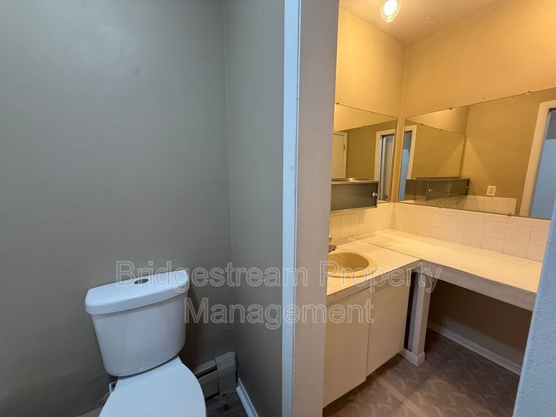First Month's Rent-Free Move in Special - Cozy 2 Bed, 1 Bath Apartment in Fairborn Now Available property image