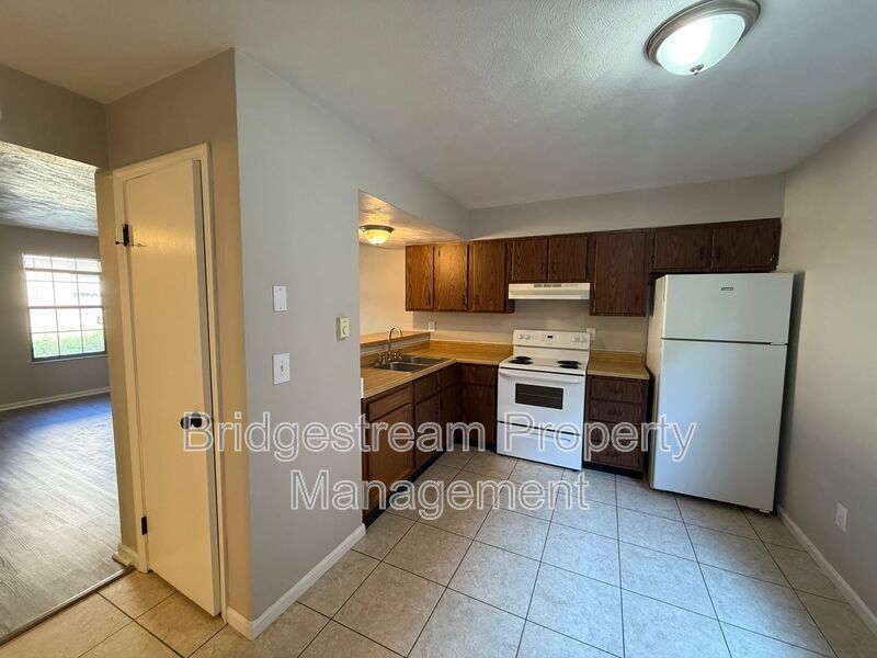 Spacious 2 Bed, 1.5 Bath Townhome in Fairborn property image
